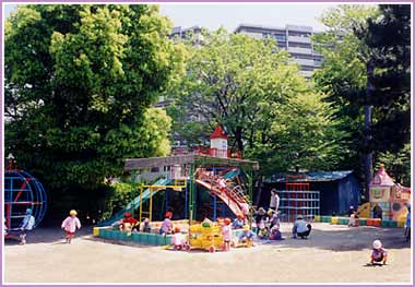 幼稚園・保育園　かぐはし保育園（幼稚園・保育園）まで135m