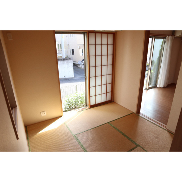 居室・リビング　洋室