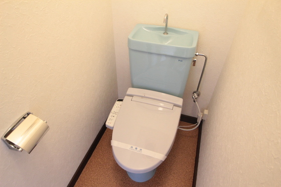 トイレ　※別部屋の写真です