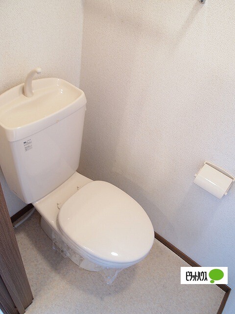 トイレ　同物件別部屋