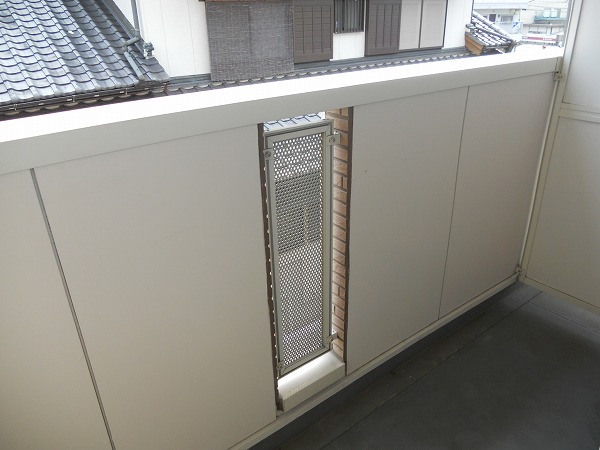 バルコニー　同物件別部屋
