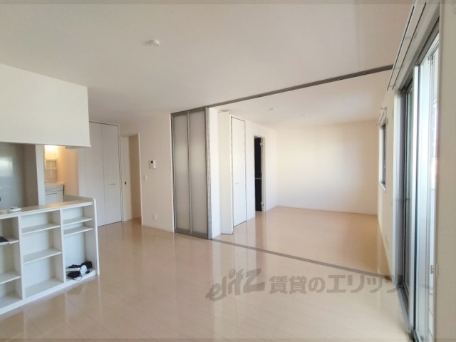 居室・リビング　リビング