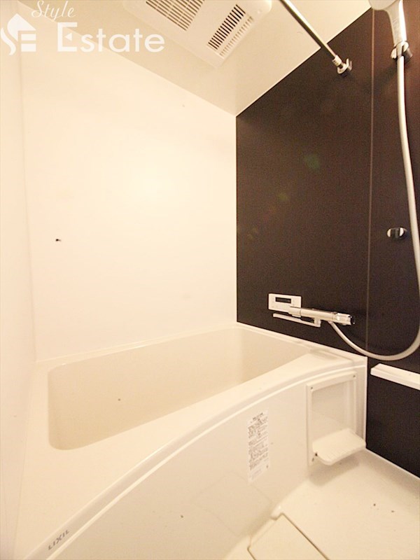 バス・シャワールーム　バスルーム