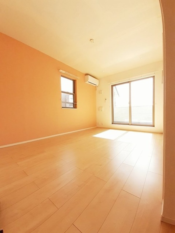 居室・リビング　図面と現状に相違がある場合には現状を優先