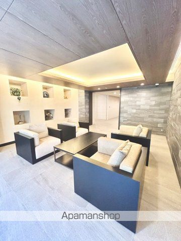 ロビー　ロビー