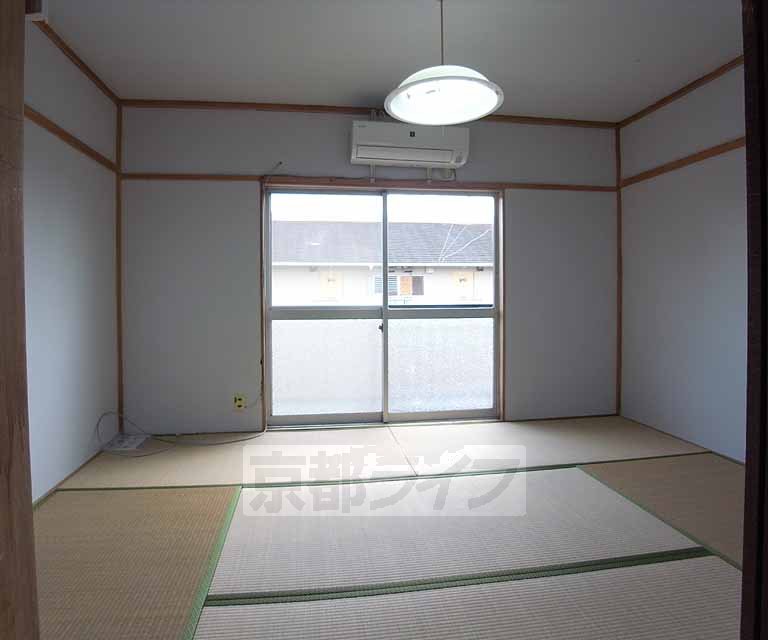 居室・リビング　６帖の和室です。