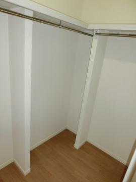 ルシアコート庄　収納　ウォークインクローゼット