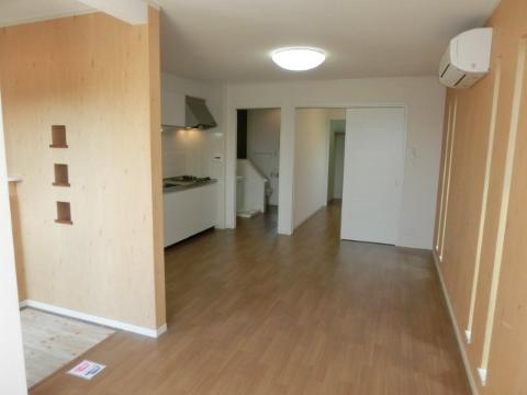 ルシアコート庄　居室・リビング　リビング