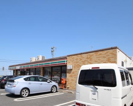 コンビニ　セブンイレブン中津万田店（コンビニ）まで1286m