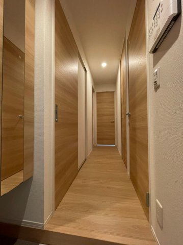 玄関　※同ハウスメーカー施工の参考写真です。