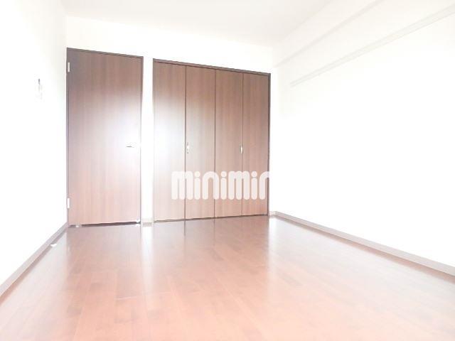 居室・リビング　南側６帖洋室