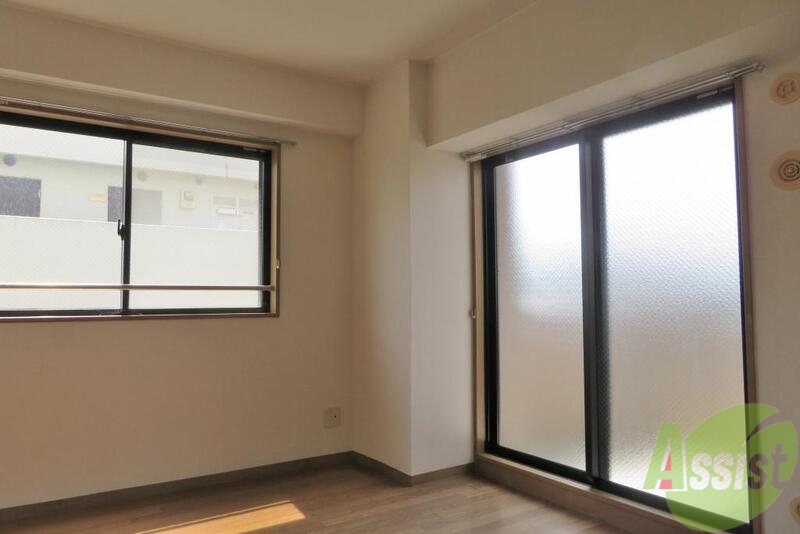 その他部屋・スペース　窓がたくさんあると明るくて良いですね。