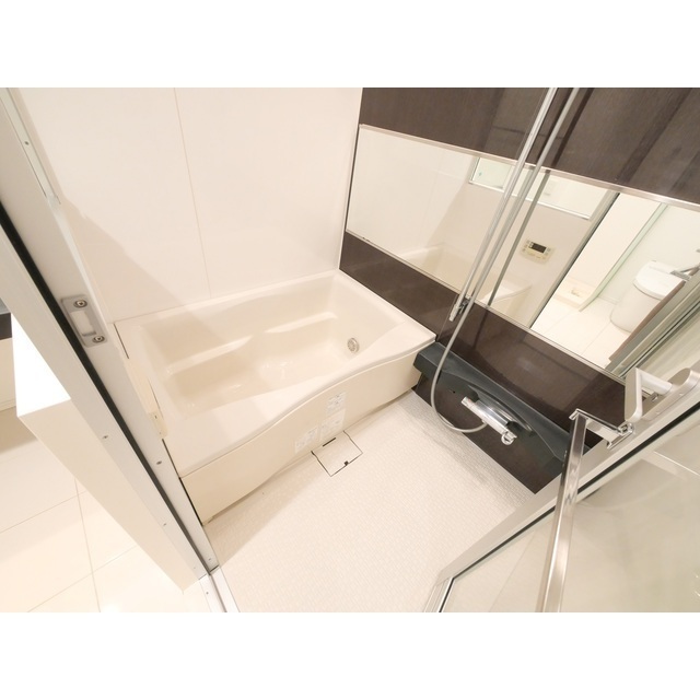 バス・シャワールーム　室内イメージ