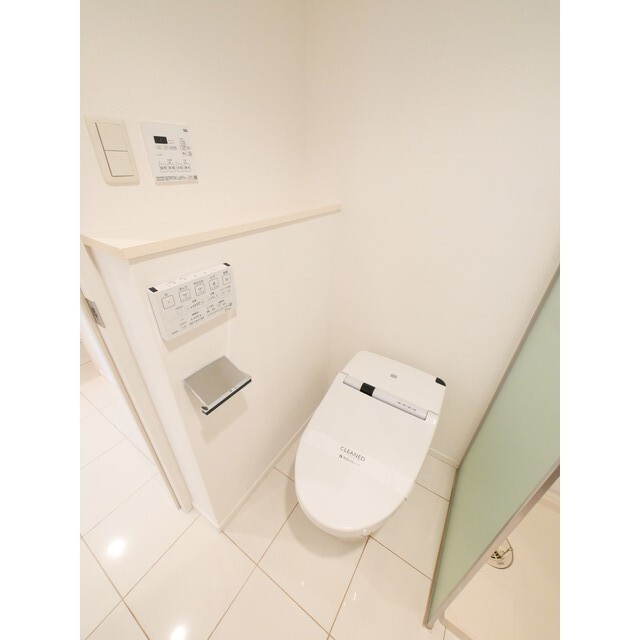 トイレ　室内イメージ