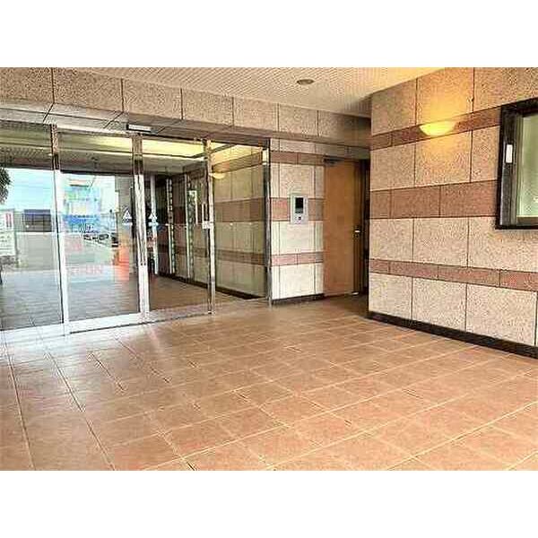 エントランス　エントランス