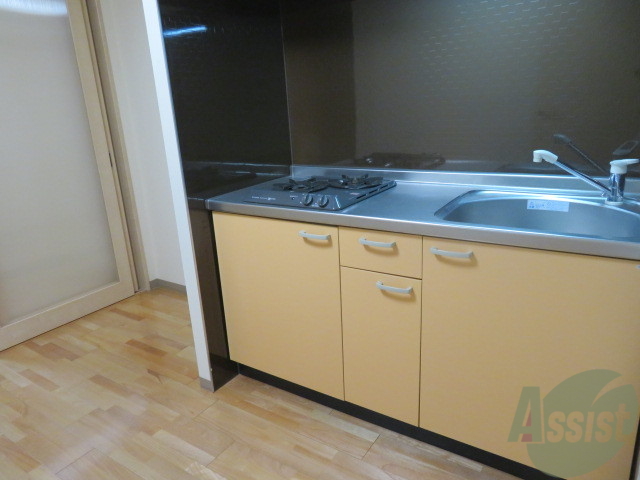 キッチン　システムキッチンがあります。いいですね＾＾