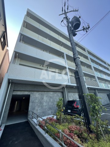 エントランス　MAXIV CROS 江坂　エントランス