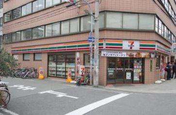 コンビニ　セブンイレブン 大阪紅梅町店（コンビニ）まで40m