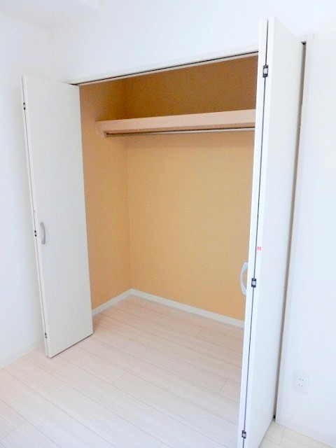 収納　各部屋にクローゼット完備しています♪