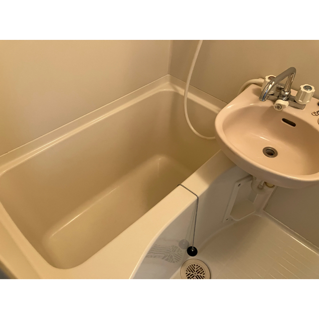 バス・シャワールーム　洗面台