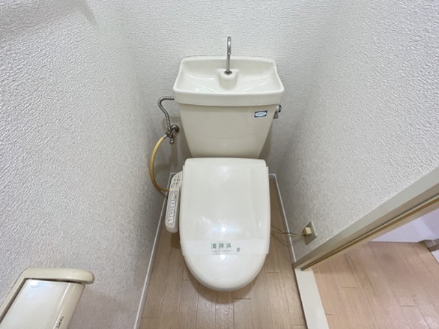 トイレ　別部屋参考写真