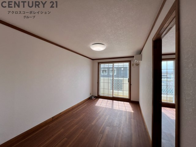 居室・リビング　エアコン付きで初期費用を抑えられます♪