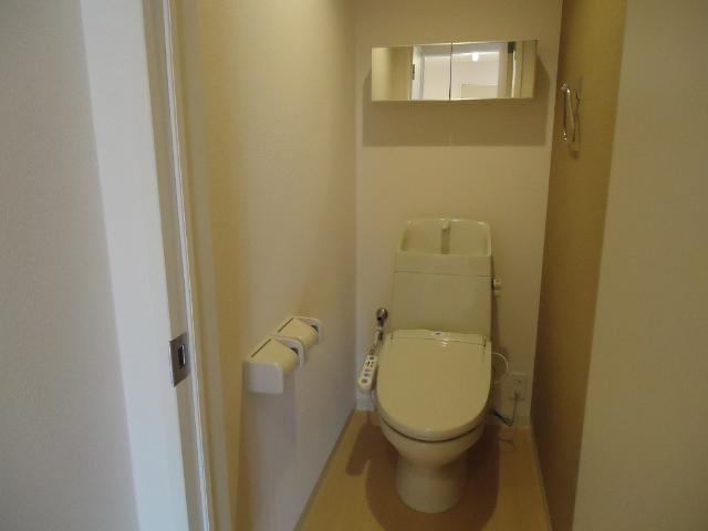 トイレ　シャワー付トイレ