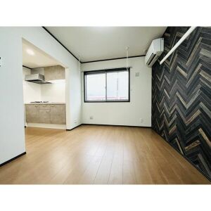 居室・リビング　居室 ※間取り、お色はお部屋によって異なります。