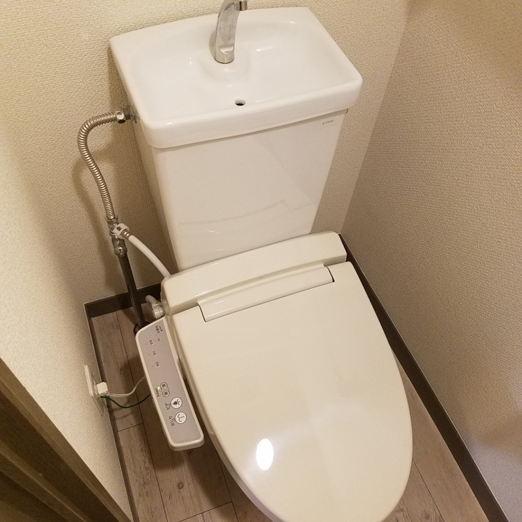 トイレ　別号室参考