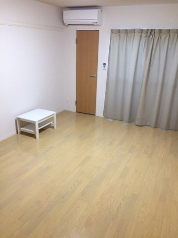 居室・リビング　高遮音界壁で静かな室内