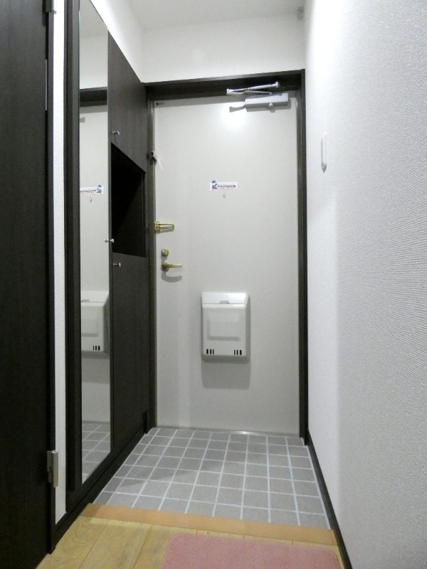 玄関　図面と現状に相違がある場合には現状を優先