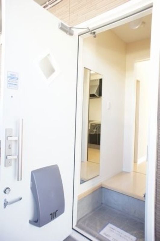 玄関　図面と現状に相違がある場合には現状を優先