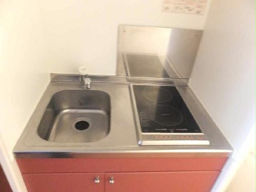 キッチン　仕様、設備は現況と異なる場合があります。