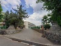 小学校　加茂小学校（小学校）まで1200m