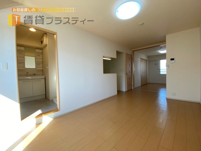 居室・リビング　※同タイプ参考写真。