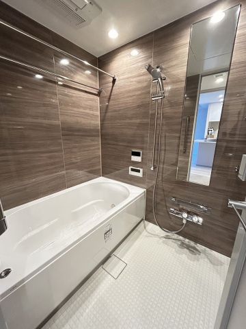 バス・シャワールーム