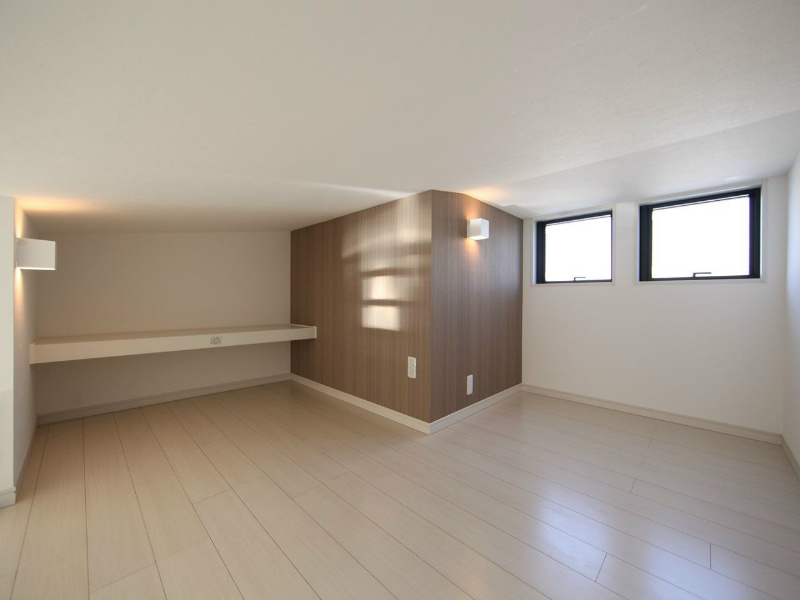 その他部屋・スペース　ロフト5.4帖（収納としてもお部屋としても使えます）