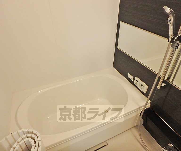 バス・シャワールーム　一日の疲れを癒すバスルーム