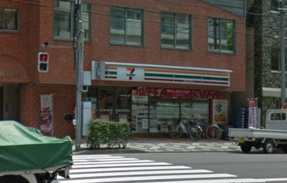 コンビニ　コンビニ（コンビニ）まで160m