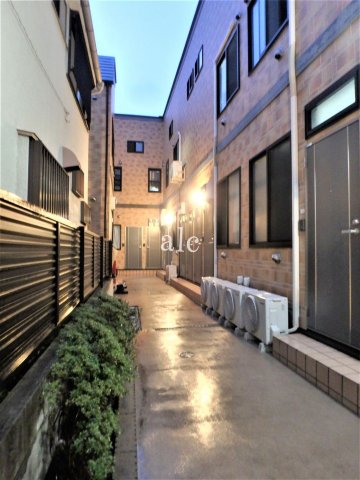 玄関　毎日通るエントランスはこのようになっています