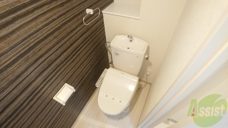 トイレ　ウォシュレット機能がついたトイレ。安心して使用できますね。