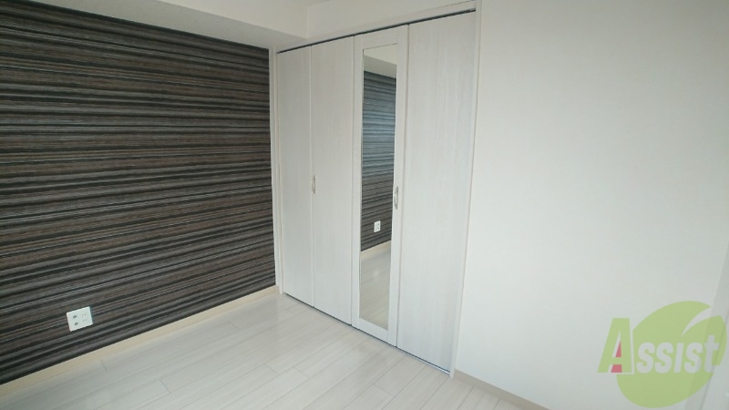 収納　寝室の収納です。部屋がすっきり片付きます。