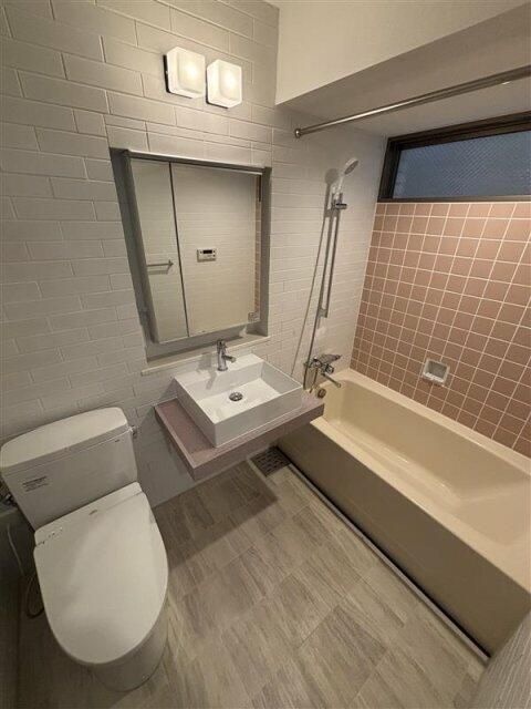 トイレ　トイレもきれいです