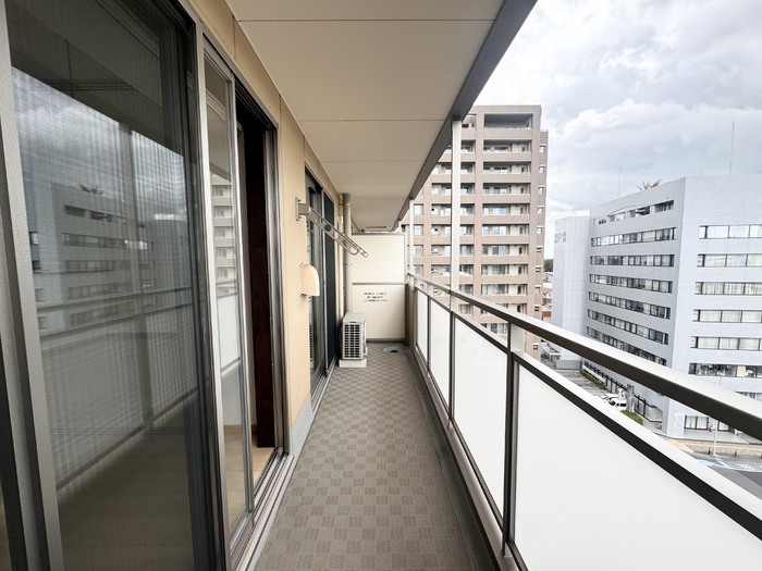 バルコニー　バルコニー