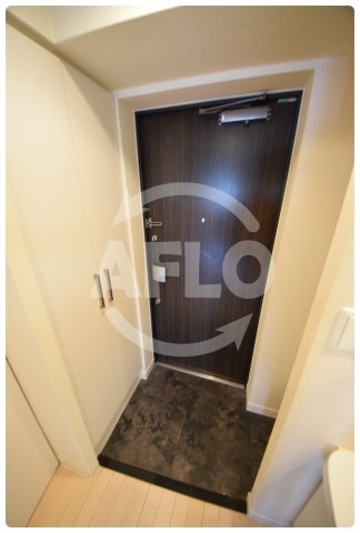 玄関　プレサンス大阪城公園パークプレイス　玄関