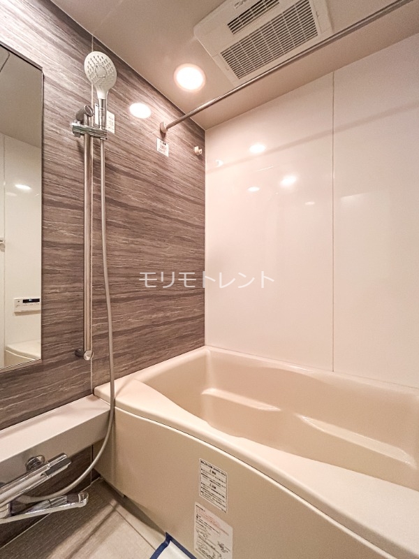 バス・シャワールーム　室内参考写真（４Ｆ－Ｃ１タイプ）