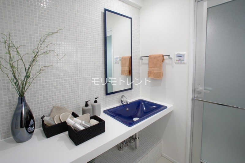 洗面設備　室内参考写真（Ｄタイプ・モデルルーム）