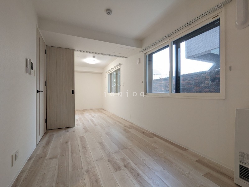 居室・リビング　同号室タイプ写真