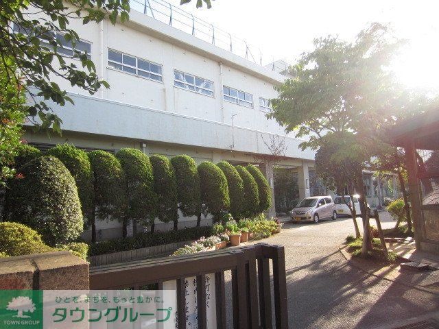 小学校　南行徳小学校（小学校）まで674m