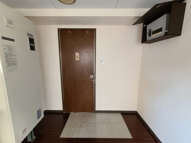 玄関　ライオンズ名古屋ビル